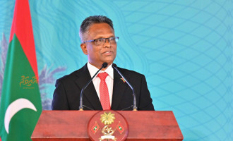 ގައުމުގެ މުސްތަގުބަލް ބައްޓަން ކުރުމުގައި ލިޔުންތެރިން މުހިންމު ދައުރެއް އަދާކުރޭ: މޭޔަރ އާޒިމް