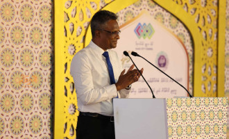 އަނިޔާވެރި ސަރުކާރެއްގައި ހައްގުތައް ލިބޭނީ ރައްޔިތުން މަގު މައްޗަށް ނިކުމެގެން: މޭޔަރު އާޒިމް