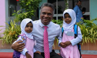 ރިވެތި އަހްލާގުން ޖަރީވުމަށް މޭޔަރު އާޒިމް، ދަރިވަރުންނަށް އިލްތިމާސް ކުރައްވައިފި