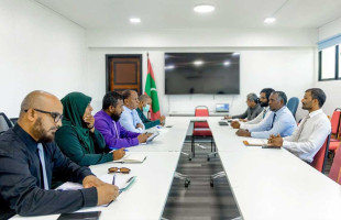 ނޮޅިވަރަމްގައި ޓޫރިޒަމާއި ޔުޓިލިޓީ ހިދުމަތް ފުޅާކުރުމަށް މަޝްވަރާކޮށްފި