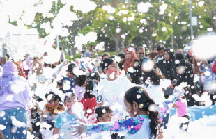 އުފާވެރި ފެސްޓިވަލްގެ ނަމުގައި ކުޑަކުދިންގެ ހަވީރެއް