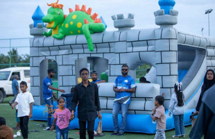 ށ. އަތޮޅުގައި ރައްކާ ރޯޑު ޝޯވ ނިންމުމަށް ކުޑަކުދިންގެ ހަވީރެއް