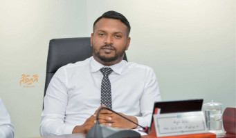 ޑެޕިއުޓީ މޭޔަރު ނަރީޝް އިސްތިއުފާ