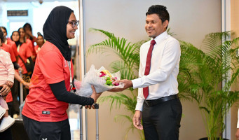 ރިހި މެޑަލް ހޯދި އަންހެން ބާސްކެޓް ޓީމަށް ނައިބު ރައީސް މަރުހަބާ ދަންނަވައިފި