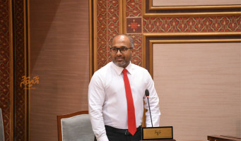 މިނިސްޓަރ އިހްސާންގެ އިތުބާރު ގެއްލޭގޮތެއް ނުވި