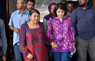 މެޑަމް ނަސްރީނާ އުޅުއްވަނީ އާލާސްކަންފުޅާ