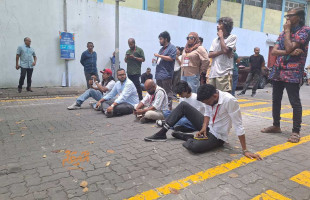 ދައުރުން ބޭރުގައި މަޖިލީހުގެ ޖަލްސާއެއް މިއަދު، ގަޑިއެއް އެޖެންޑާއެއް ނޭނގެ